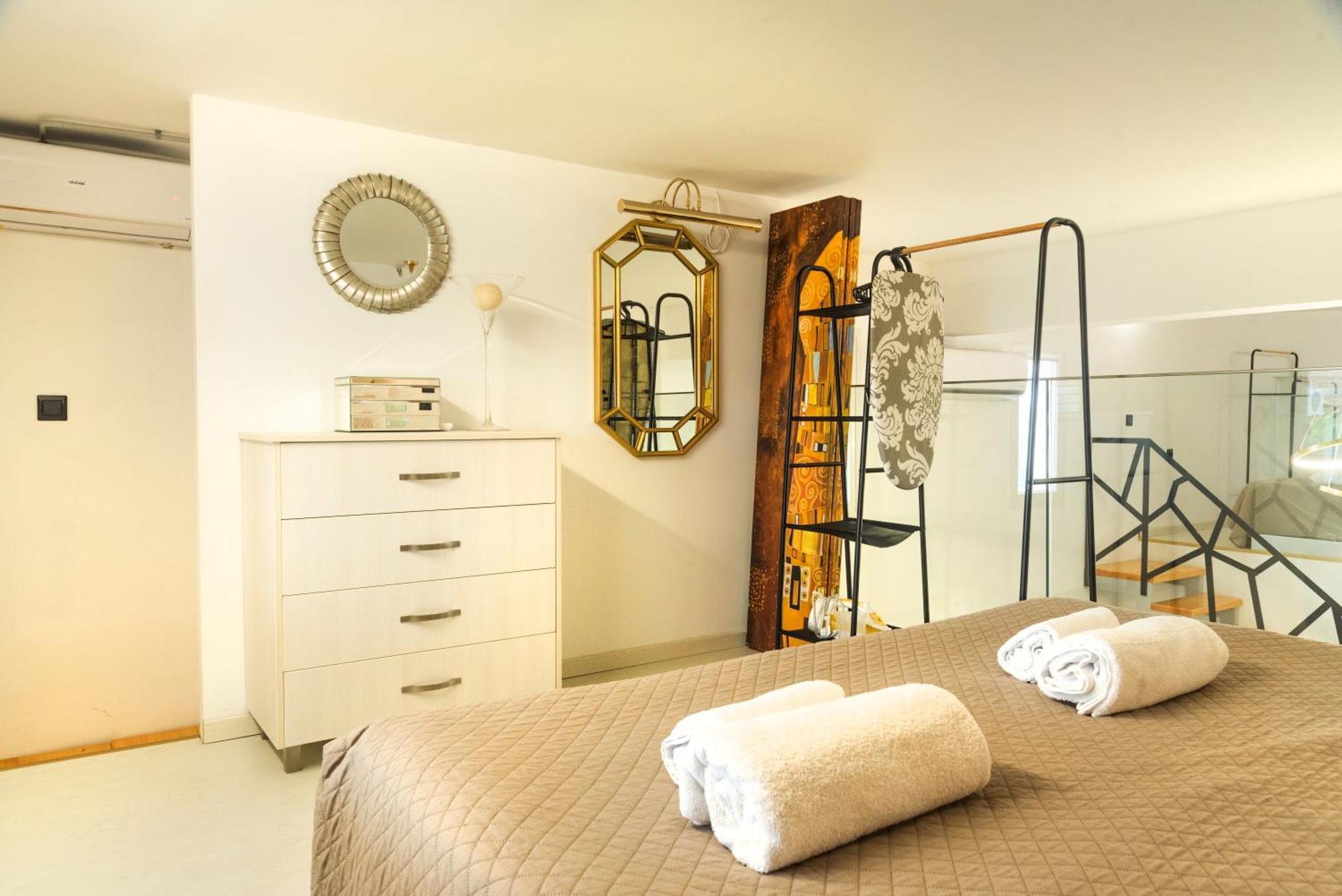 Victoria'S Suites Corfu เลฟคิมมี ภายนอก รูปภาพ